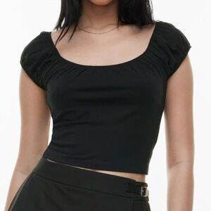Aritzia crop top